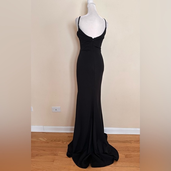 La Femme V-Neck Long Jersey Prom Dress - Picture 4 of 8